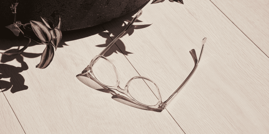 The Ultimate Guide to Blue Light Glasses for Work, Screen Time and Evenings - Baxter Blue